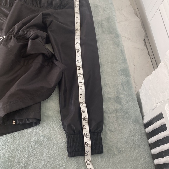 Fila Black designer front zipper pull sides slight shine jacket - Picture 15 of 16